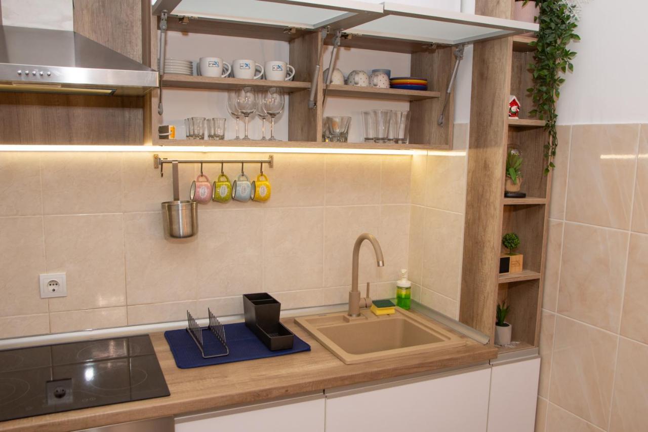 Harizma apartmani Kragujevac Dış mekan fotoğraf